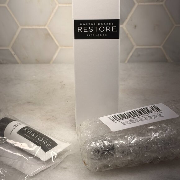 Doctor Rogers Face Lotion. Unscented Moisturizing Lotion + Healing Balm + Lip - Picture 1 of 6